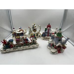 Lighted Christmas Teapot Village 1998 Trendmasters Sears Mice Train Read